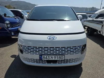 Hyundai Staria 2023, 72118 км, за 21900000 KRW