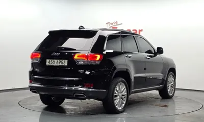 Jeep Cherokee 2018, 153285 км, за 15900000 KRW