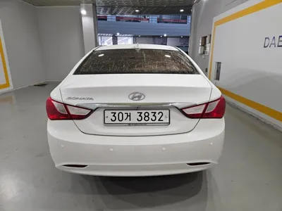 Hyundai Sonata 2010, 131619 км, за 3000000 KRW