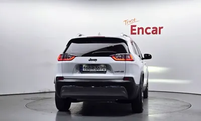 Jeep Cherokee 2020, 34030 км, за 17900000 KRW