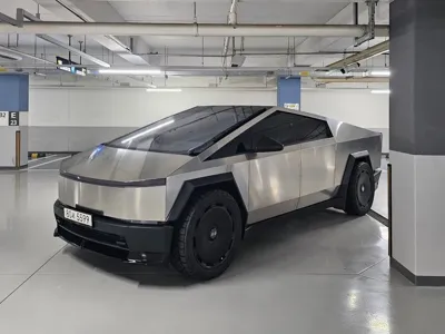 Tesla Cybertruck 2025, 11000 км, за 162000000 KRW - фото 11