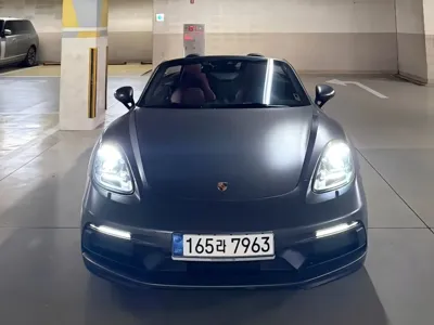 Porsche 718 2021, 44000 км, за 80000000 KRW