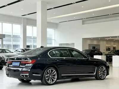BMW 7 Series 2018, 90000 км, за 228000 CNY - фото 9