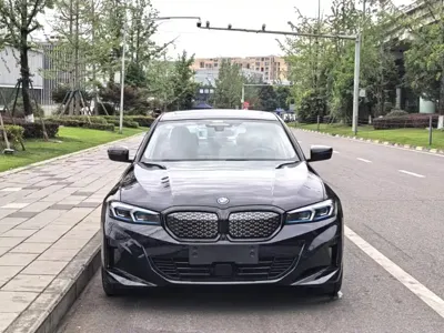 BMW i3 2024, 12000 км, за 135800 CNY