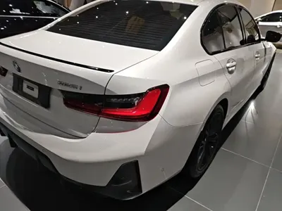 BMW 3 Series 2025, 20500 км, за 187600 CNY - фото 8