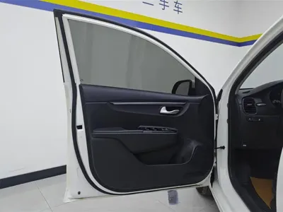 Kia K2 2017, 98400 км, за 24800 CNY - фото 7