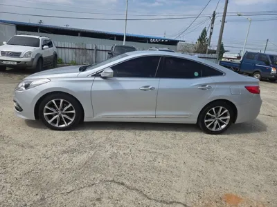 Hyundai Grandeur 2015, 174000 км, за 5500000 KRW