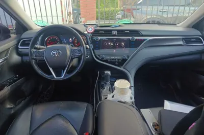 Toyota Camry 2019, 125900 км, за 81448.13 CNY - фото 9
