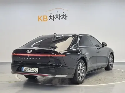 Hyundai Grandeur 2023, 70380 км, за 27490000 KRW