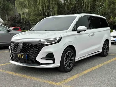 Roewe iMAX8 · 2022 год
