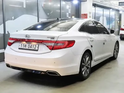 Hyundai Grandeur 2017, 102844 км, за 8700000 KRW