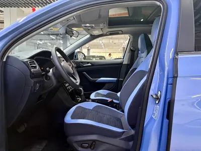Volkswagen Tharu 2025, 13000 км, за 89800 CNY