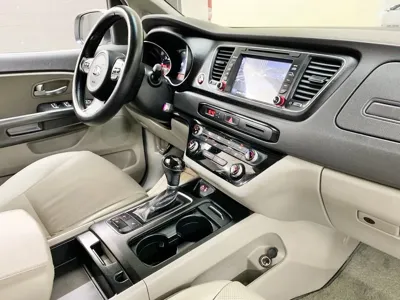 Kia Canival 2015, 256861 км, за 5500000 KRW - фото 13