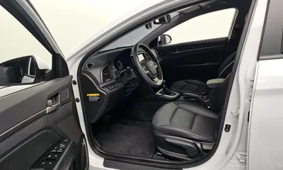 Hyundai Avante 2018, 27912 км, за 12500000 KRW - фото 11