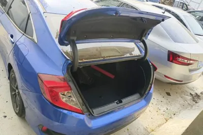 Honda Civic 2019, 63500 км, за 66980.39 CNY - фото 27
