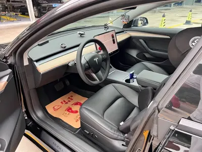 Tesla Model 3 2023, 32000 км, за 128800 CNY - фото 4