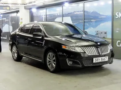 Lincoln MKS · 2009 год