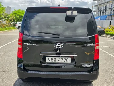 Hyundai Starex 2021, 85000 км, за 23800000 KRW