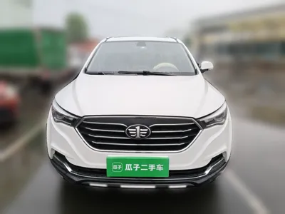 Bestune X40 2019, 50000 км, за 33340.35 CNY
