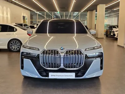 BMW 7-Series 2024, 8503 км, за 139000000 KRW
