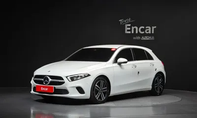 Mercedes-Benz A-Class · 2023 год