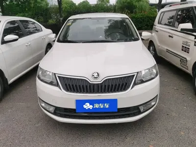 Skoda Rapid 2013, 79800 км, за 16299 CNY