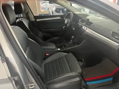 Skoda Superb 2023, 24000 км, за 141800 CNY