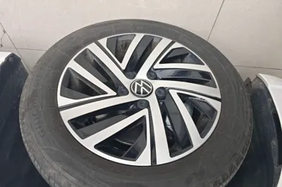 Volkswagen Lavida 2024, 1400 км, за 95828.91 CNY - фото 8