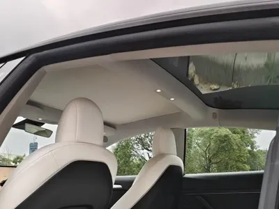 Tesla Model 3 2022, 70000 км, за 129800 CNY - фото 16