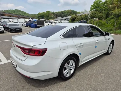 Renault-KoreaSamsung SM6 2016, 71500 км, за 5700000 KRW