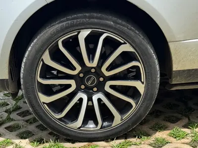 Land Rover Range Rover 2018, 120000 км, за 588000 CNY - фото 4