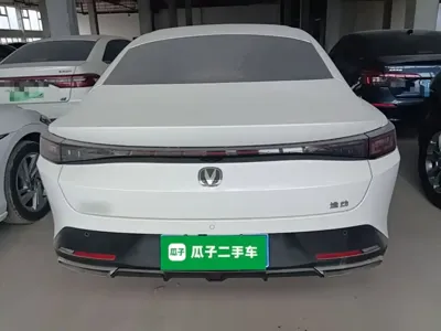 Changan Eado 2025, 9900 км, за 60599 CNY - фото 6