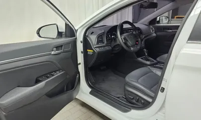 Hyundai Avante 2017, 55684 км, за 11300000 KRW - фото 10