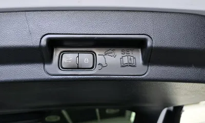 Ford Explorer 2022, 75021 км, за 29700000 KRW - фото 33