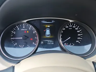 Nissan X-Trail 2014, 85300 км, за 47633.37 CNY - фото 8