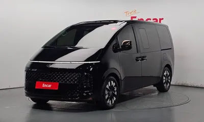 Hyundai Staria · 2025 год