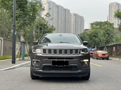Jeep Compass 2019, 76000 км, за 38800 CNY