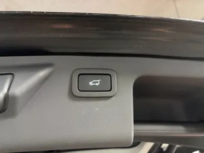 Land Rover Discovery Sport 2016, 168140 км, за 7200000 KRW - фото 10
