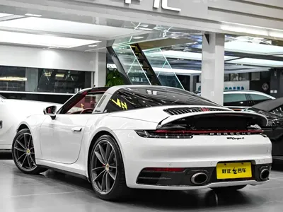 Porsche 911 2023, 11000 км, за 1338000 CNY - фото 6