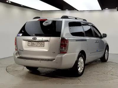 Kia Canival 2008, 121006 км, за 2590000 KRW