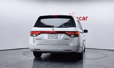 Honda Odyssey 2014, 141024 км, за 9700000 KRW