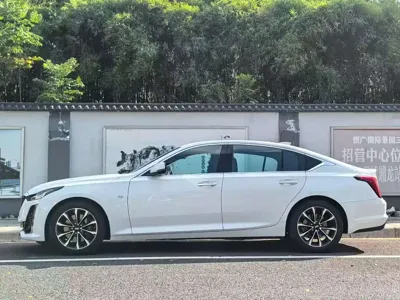 Cadillac CT5 2022, 51000 км, за 129800 CNY