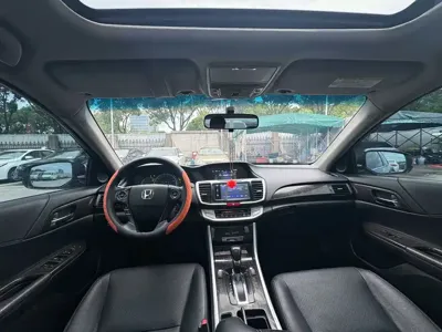 Honda Accord 2014, 85000 км, за 41800 CNY - фото 7
