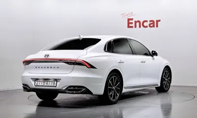 Hyundai Grandeur 2022, 59759 км, за 15077.99 USD
