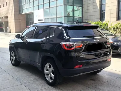 Jeep Compass 2017, 110000 км, за 23800 CNY