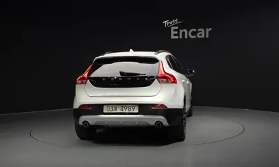 Volvo V40 2019, 65021 км, за 16500000 KRW