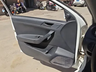 Volkswagen Jetta 2014, 77400 км, за 16400 CNY - фото 7