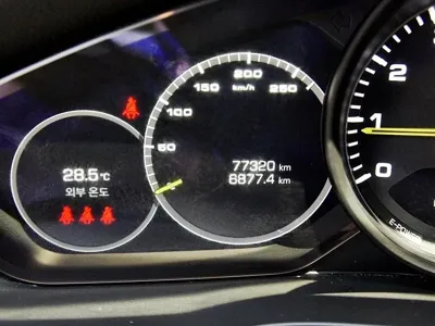 Porsche Cayenne 2021, 77320 км, за 73990000 KRW - фото 9