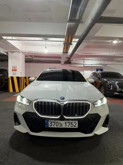 BMW 5-Series · 2025 год