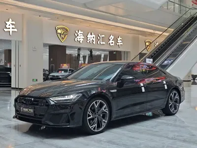 Audi A7L · 2023 год